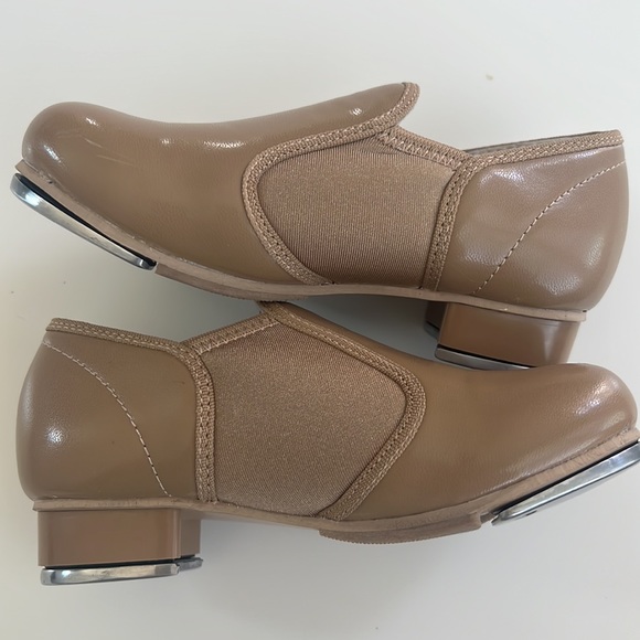 Revolution Dancewear Tan Tap Shoes; Size 13 (child); Style #536; EUC - Picture 4 of 4